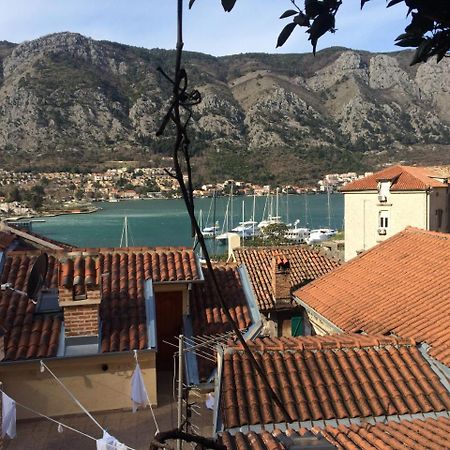Chic & Stylish With Seaview-Terrace - Kotor Indah Lägenhet Exteriör bild