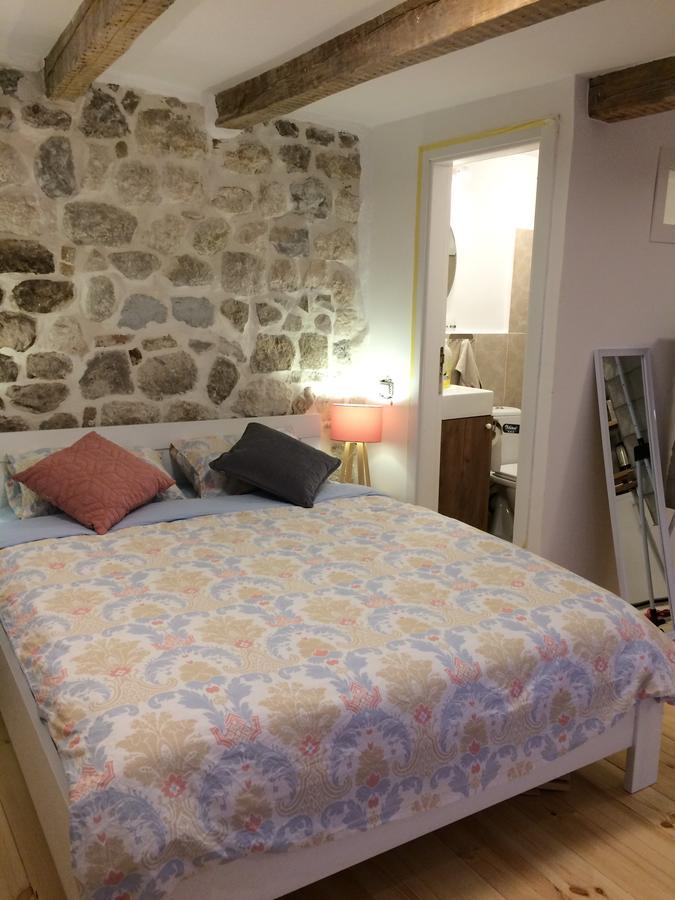 Chic & Stylish With Seaview-Terrace - Kotor Indah Lägenhet Exteriör bild